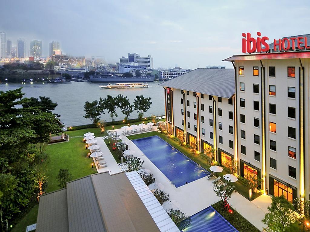 Ibis Bangkok Riverside Hotel Exterior photo